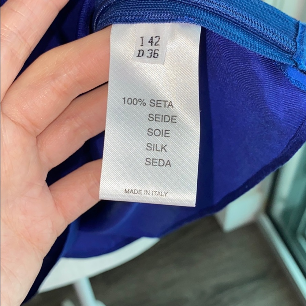 Blumarine Royal blue ruffle silk top. - Picture 6 of 7